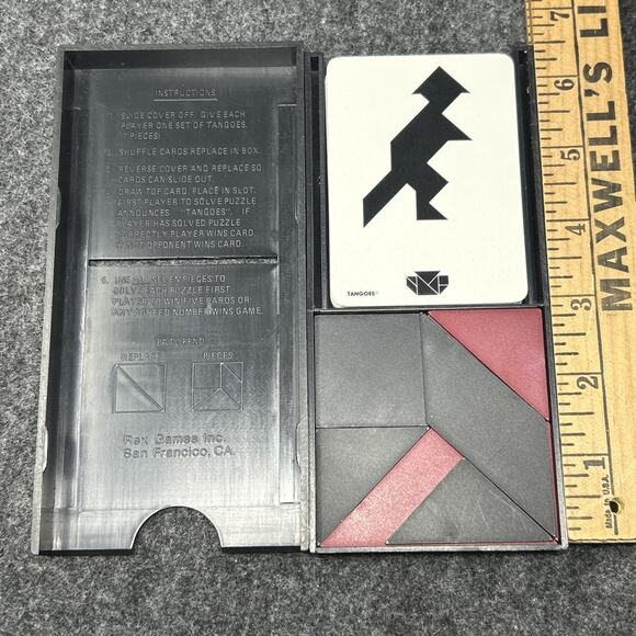 Tangoes Classic Puzzle Game Magnetic Travel Set Brain Teaser Shapes Strategy - Picture 1 of 9